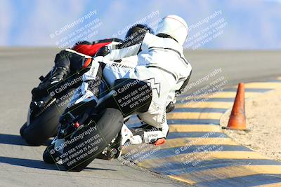 media/Jan-09-2022-SoCal Trackdays (Sun) [[2b1fec8404]]/Turn 12 Backside (130pm)/